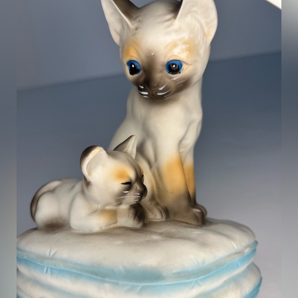 Music Box & Clock Shop Siamese Cat Kitten 1980's Hand Painted Porcelain